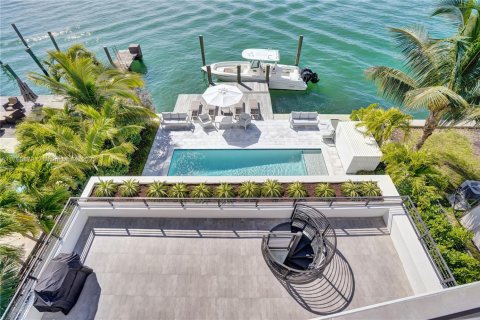 Condo in Miami Beach, Florida, 3 bedrooms  № 1864955 - photo 3