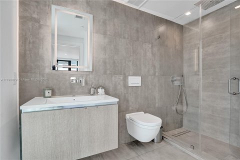 Condo in Miami Beach, Florida, 3 bedrooms  № 1864955 - photo 17
