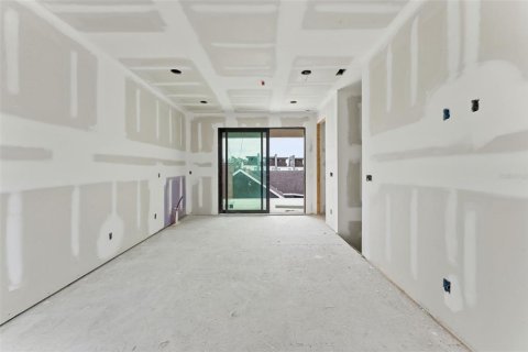 Купить таунхаус в Тампа, Флорида 12 комнат, 272.02м2, № 2100395 - фото 15