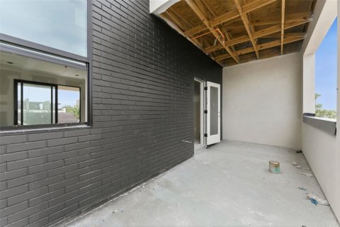 Купить таунхаус в Тампа, Флорида 12 комнат, 272.02м2, № 2100395 - фото 16