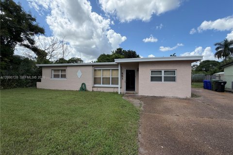 Villa ou maison à Fort Lauderdale, Floride 2 chambres, 132.48 m2 № 2370469
