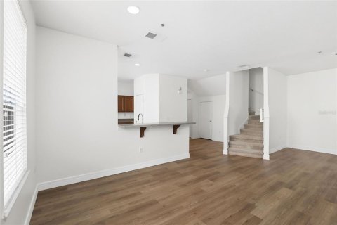 Condo in Saint Cloud, Florida, 3 bedrooms  № 1901925 - photo 6