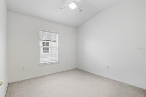 Condo in Saint Cloud, Florida, 3 bedrooms  № 1901925 - photo 24