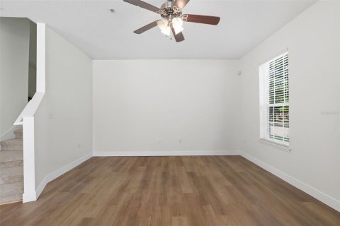 Condo in Saint Cloud, Florida, 3 bedrooms  № 1901925 - photo 8