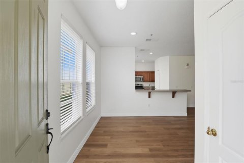 Condo in Saint Cloud, Florida, 3 bedrooms  № 1901925 - photo 5