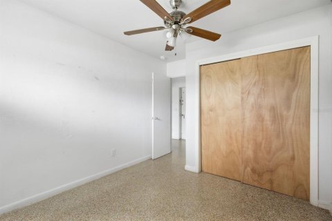 Immobilier commercial à vendre à Clearwater, Floride: 2 chambres, 93.55 m2 № 2387739 - photo 9