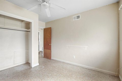 Immobilier commercial à vendre à Clearwater, Floride: 2 chambres, 93.55 m2 № 2387739 - photo 17