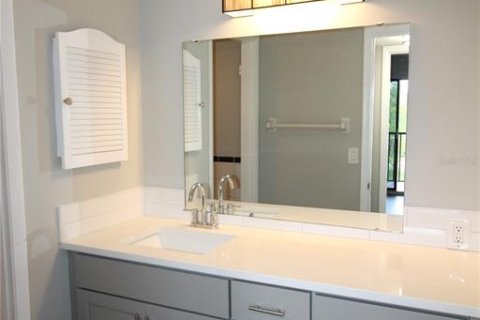 Condominio en alquiler en Bradenton, Florida, 2 dormitorios, 109.44 m2 № 1686776 - foto 14