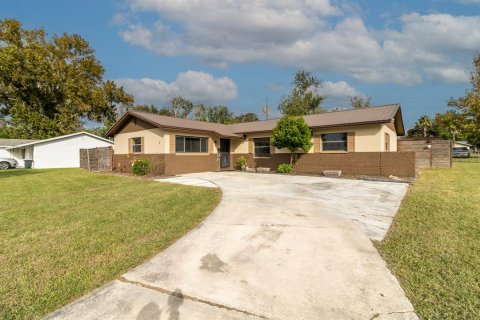 Villa ou maison à vendre à Lake City, Floride: 3 chambres, 151.62 m2 № 2423766 - photo 2