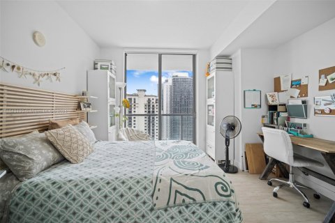 Купить кондоминиум в Майами, Флорида 2 спальни, 102.1м2, № 2035568 - фото 16