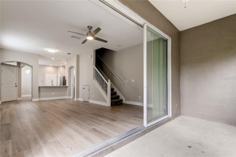 Adosado en alquiler en Tampa, Florida, 2 dormitorios, 156.35 m2 № 1903432 - foto 23