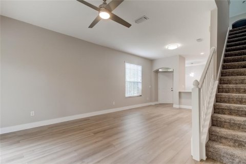 Adosado en alquiler en Tampa, Florida, 2 dormitorios, 156.35 m2 № 1903432 - foto 19