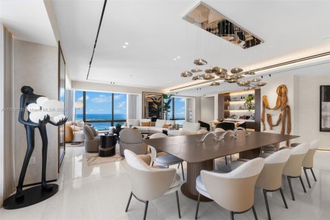 Copropriété à vendre à Miami, Floride: 4 chambres, 415.27 m2 № 1985279 - photo 20