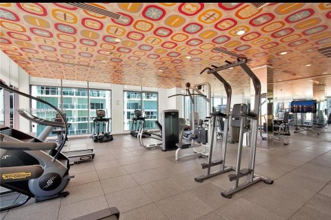 Снять в аренду квартиру в Майами, Флорида 2 спальни, 103.68м2, № 1950454 - фото 10