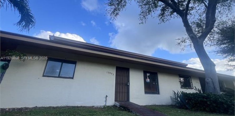 Таунхаус в Хомстед, Флорида 3 спальни, 105.91м2 № 1985786