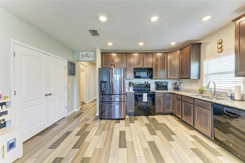 Casa en venta en Wimauma, Florida, 3 dormitorios, 127.46 m2 № 1835087 - foto 8