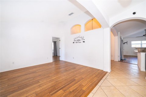 Villa ou maison à louer à Deltona, Floride: 3 chambres, 132.66 m2 № 2425571 - photo 8