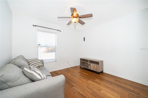 Villa ou maison à louer à Deltona, Floride: 3 chambres, 132.66 m2 № 2425571 - photo 23