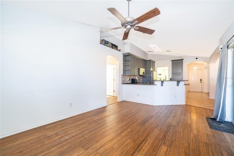 Villa ou maison à louer à Deltona, Floride: 3 chambres, 132.66 m2 № 2425571 - photo 21