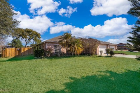Villa ou maison à louer à Deltona, Floride: 3 chambres, 132.66 m2 № 2425571 - photo 6