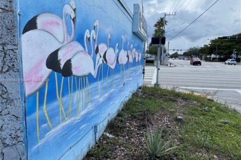 Propiedad comercial en venta en Fort Lauderdale, Florida № 1893403 - foto 16