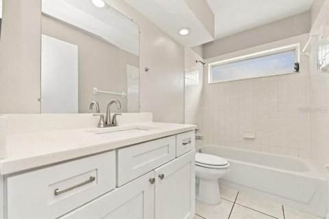 Villa ou maison à louer à Valrico, Floride: 3 chambres, 149.67 m2 № 2420444 - photo 13
