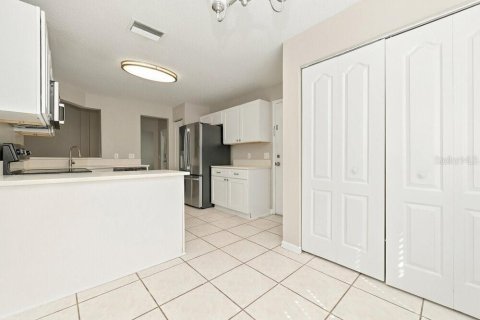 Villa ou maison à louer à Valrico, Floride: 3 chambres, 149.67 m2 № 2420444 - photo 6
