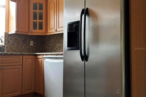 Casa en venta en Tampa, Florida, 4 dormitorios, 120.77 m2 № 1917088 - foto 14