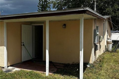 Casa en venta en Tampa, Florida, 4 dormitorios, 120.77 m2 № 1917088 - foto 3