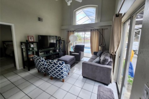 Casa en venta en Kissimmee, Florida, 4 dormitorios, 170.85 m2 № 1826833 - foto 3