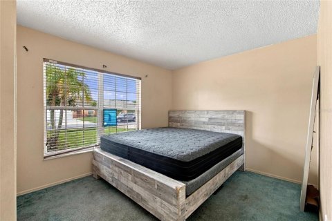 Villa ou maison à vendre à Kissimmee, Floride: 4 chambres, 136.01 m2 № 2410601 - photo 18