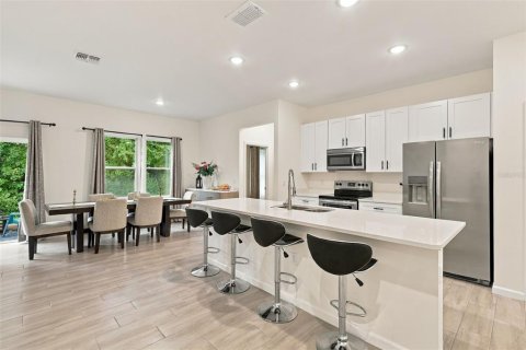 Casa en venta en Deltona, Florida, 4 dormitorios, 155.15 m2 № 2385578 - foto 11