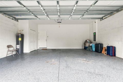 Casa en venta en Deltona, Florida, 4 dormitorios, 155.15 m2 № 2385578 - foto 30