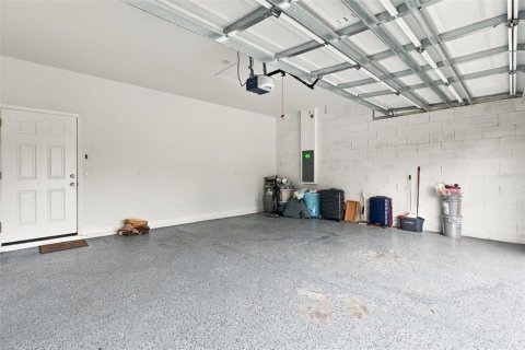 Casa en venta en Deltona, Florida, 4 dormitorios, 155.15 m2 № 2385578 - foto 29