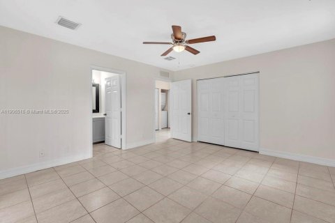 Touwnhouse à louer à Fort Lauderdale, Floride: 2 chambres, 116.13 m2 № 1957089 - photo 19