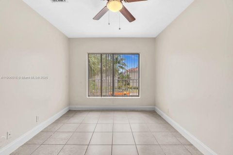 Touwnhouse à louer à Fort Lauderdale, Floride: 2 chambres, 116.13 m2 № 1957089 - photo 26