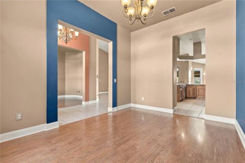 House in Orlando, Florida 4 bedrooms, 216.93 sq.m. № 2410576 - photo 6