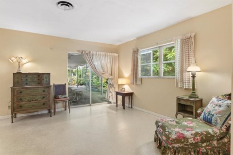 House in Boca Raton, Florida 4 bedrooms, 207.73 sq.m. № 2247877 - photo 14