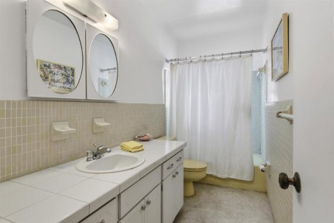 House in Boca Raton, Florida 4 bedrooms, 207.73 sq.m. № 2247877 - photo 20