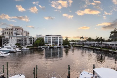 Condo in Fort Lauderdale, Florida, 5 bedrooms  № 1819848 - photo 5