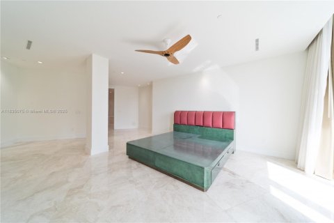 Condo in Fort Lauderdale, Florida, 5 bedrooms  № 1819848 - photo 14