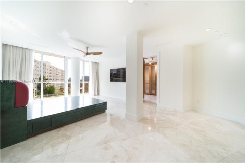 Condo in Fort Lauderdale, Florida, 5 bedrooms  № 1819848 - photo 15