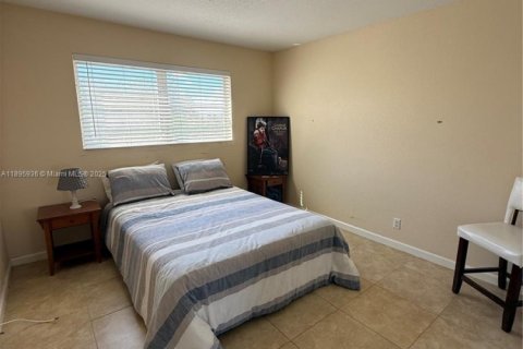 Condominio en alquiler en Pompano Beach, Florida, 2 dormitorios, 77.57 m2 № 2059770 - foto 11