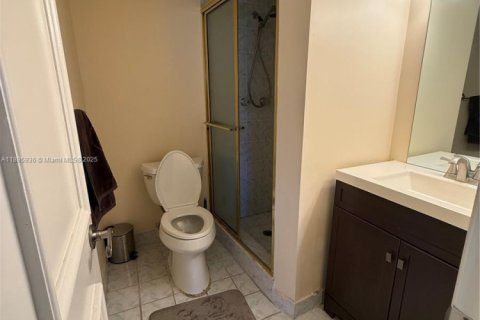 Condominio en alquiler en Pompano Beach, Florida, 2 dormitorios, 77.57 m2 № 2059770 - foto 16