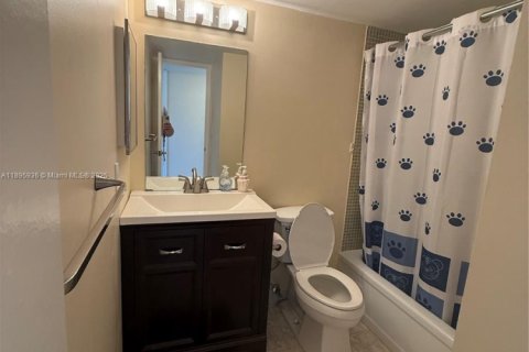 Condominio en alquiler en Pompano Beach, Florida, 2 dormitorios, 77.57 m2 № 2059770 - foto 8