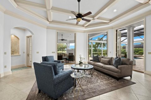 House in Sarasota, Florida 3 bedrooms, 533.44 sq.m. № 2134912 - photo 21