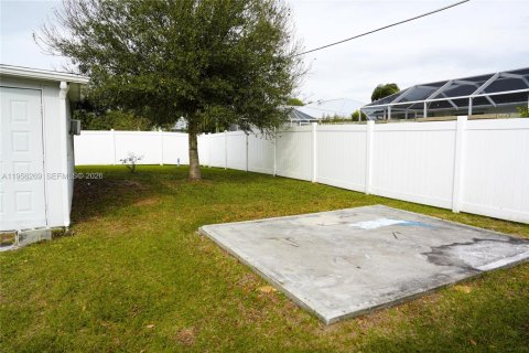 House in Sebastian, Florida 3 bedrooms, 124.58 sq.m. № 2080265 - photo 24