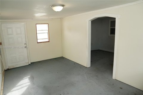 House in Sebastian, Florida 3 bedrooms, 124.58 sq.m. № 2080265 - photo 22