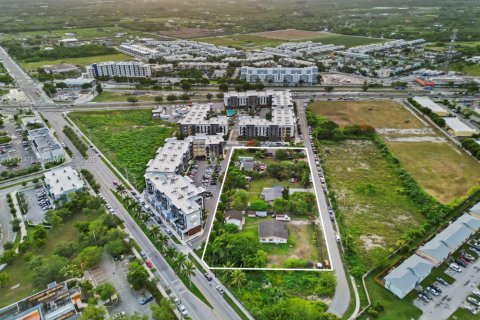 Propiedad comercial en venta en Homestead, Florida № 1807911 - foto 5
