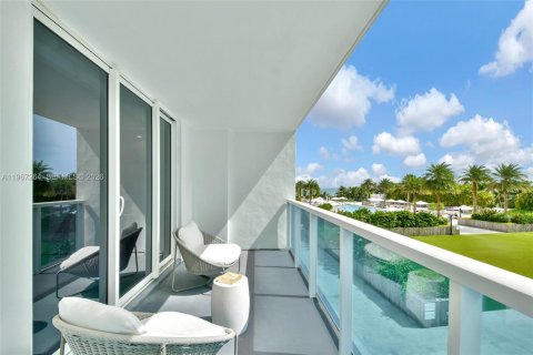 Condo in Miami Beach, Florida, 1 bedroom  № 2040386